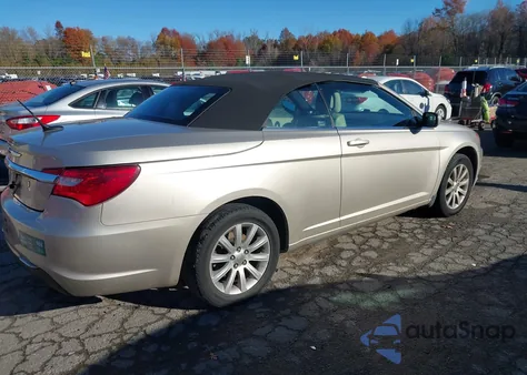 2013 Chrysler 200 Touring from USA, damaged, VIN 1C3BCBEB1DN559673